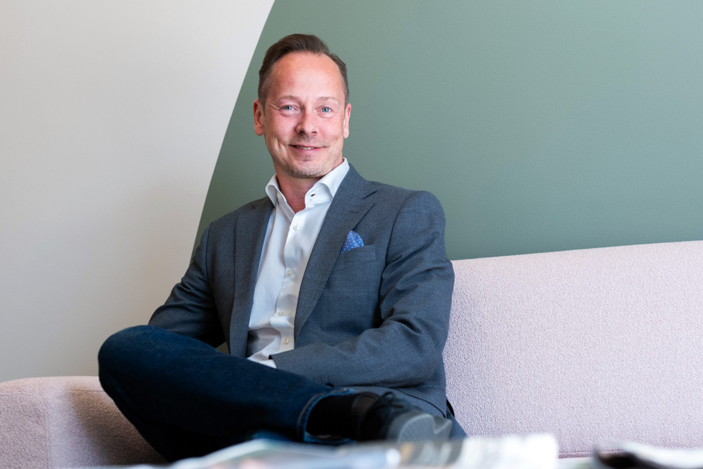 Juha Frey, Netprofilen toimitusjohtaja.